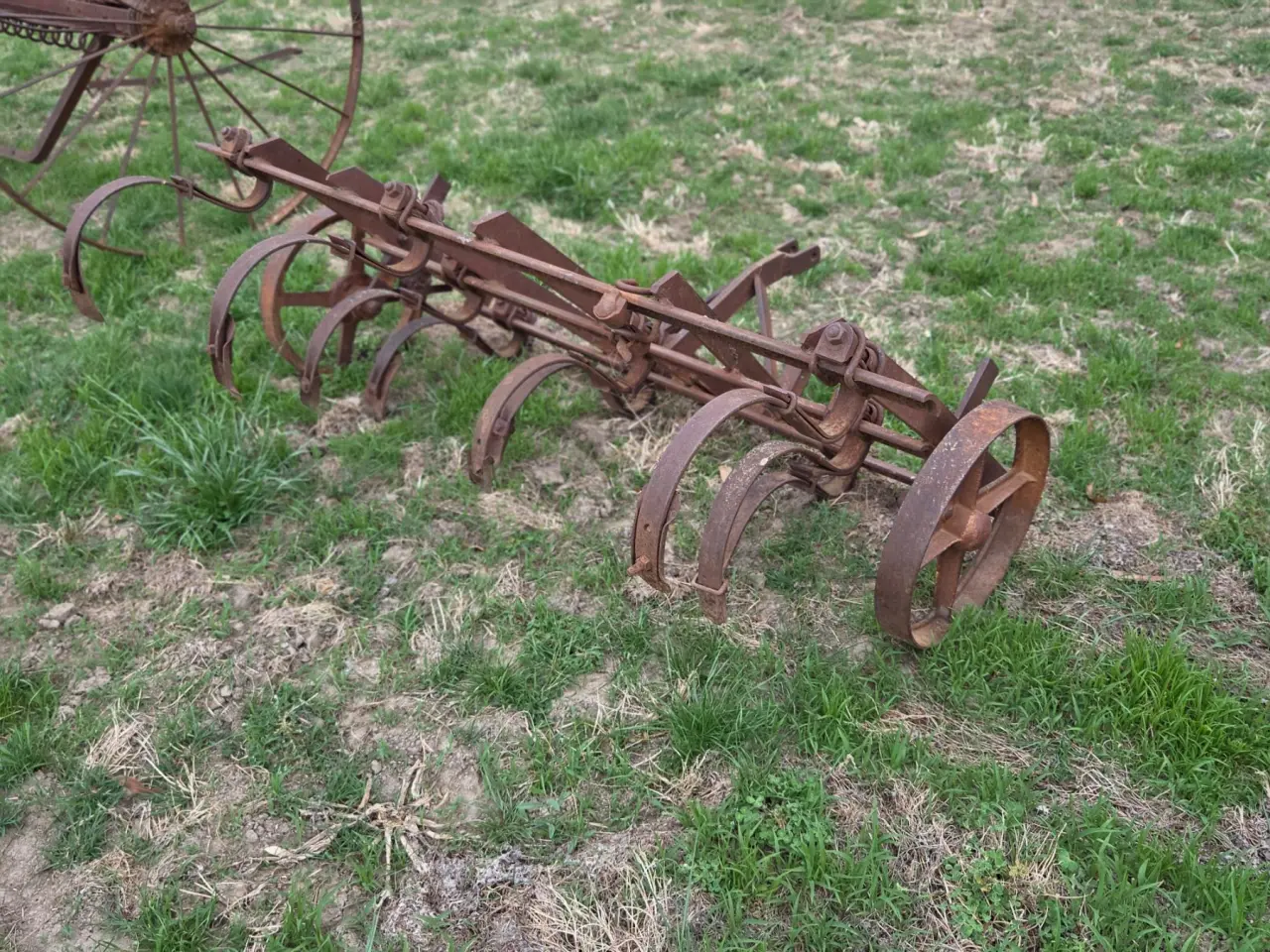 Used - 3pl Cultivator - Garden Art - photo 2