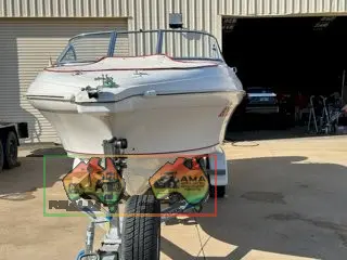 Hanes Signature 6.4 fiberglass runabout bowrider ski boat. - photo 2
