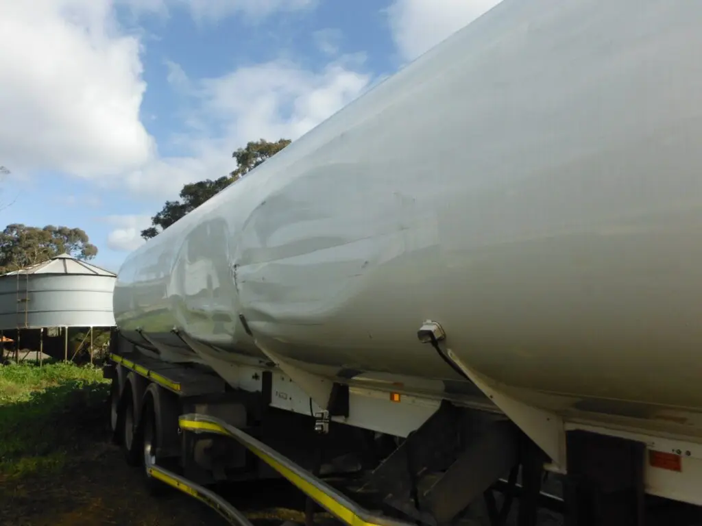 2016 Marshall Lethlean Tri-axle Tanker - photo 3