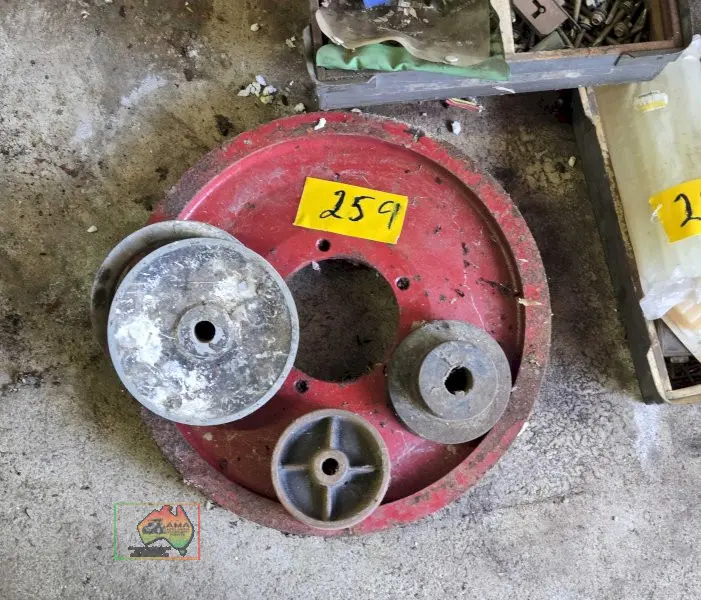 Assorted V-Belt Pulleys - photo 1