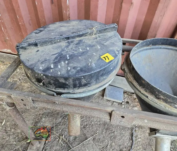 3 Bin Grain Feed Table - photo 3