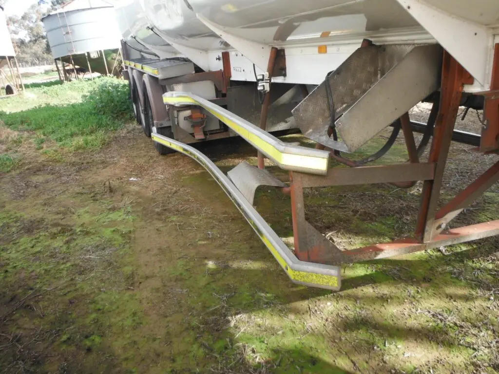 2016 Marshall Lethlean Tri-axle Tanker - photo 9