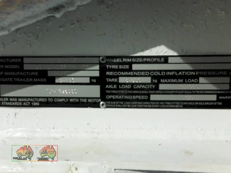 White Tag Pig Trailer with Hyd. Ramps - photo 9