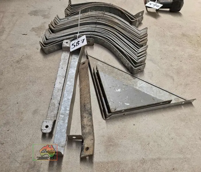 Sundry Brackets & Corner Mount Feed Bucket Straps - photo 1