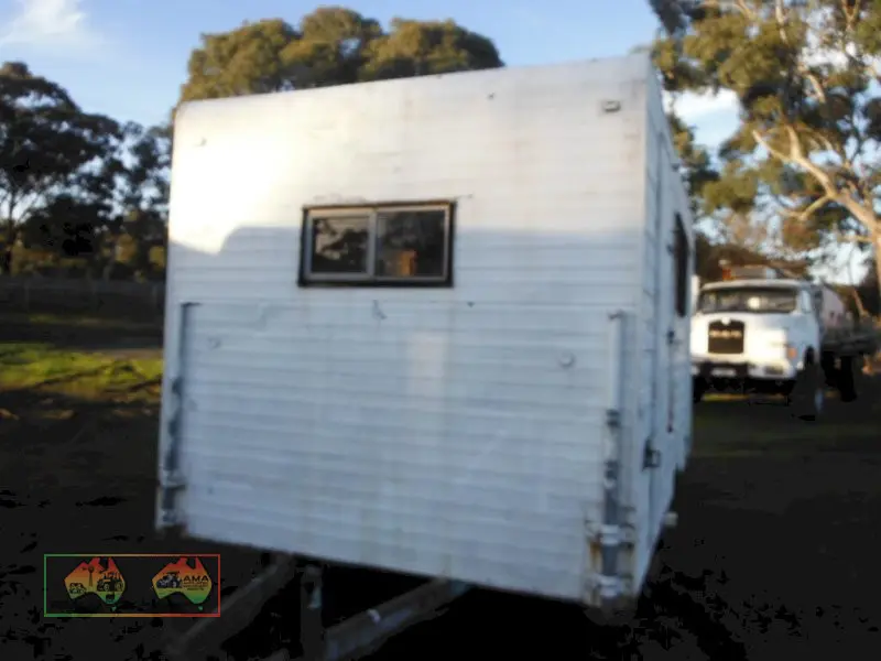 Site Van - photo 3