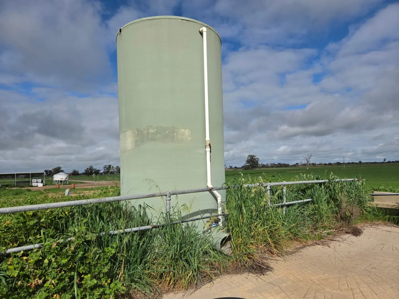 Fibreglass Dairy Flood Wash Tank (3) - photo 2