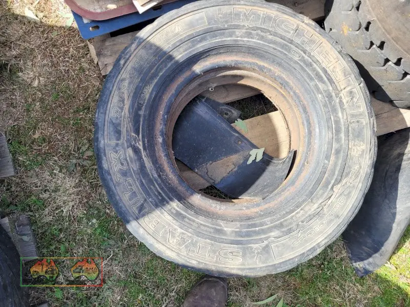 1x 7.00R12 Pneumatic Forklift Tyre - photo 3