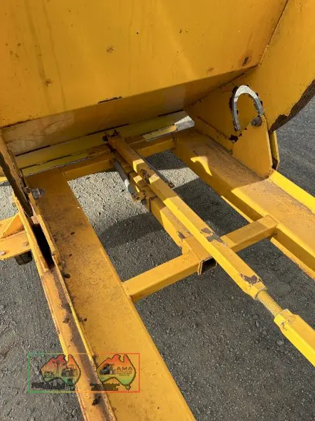 Forklift skip bin - photo 7