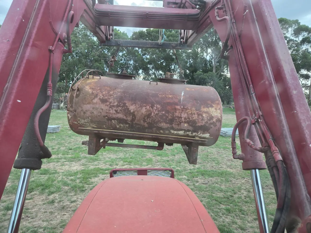 Used - 2 Compartment Fuel Tank - photo 4