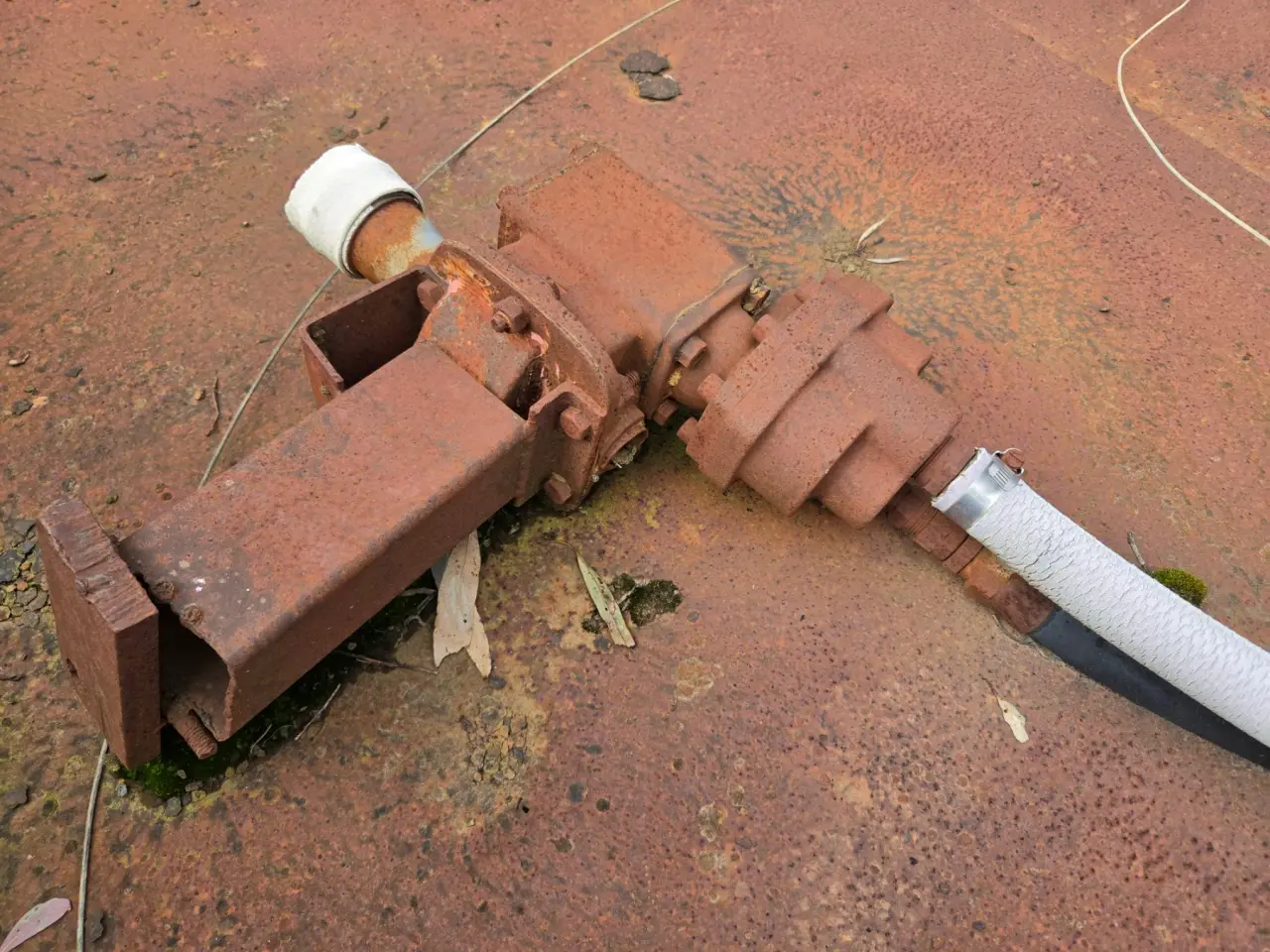 Tractor PTO Hyd. Pump - photo 1