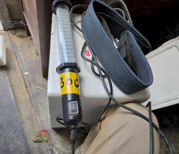 Travel light and Bosch belt - photo 2