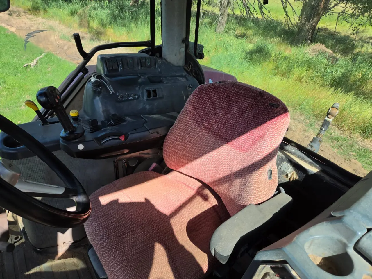 Used - 2009 McCormick XTX-185 Tractor - photo 20