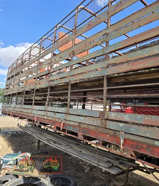 38ft Stock Trailer 3x1 - photo 5