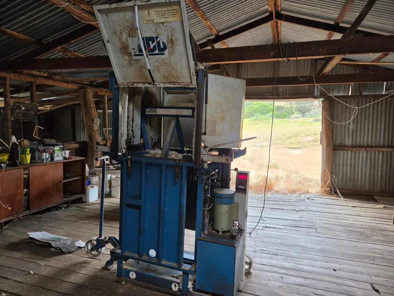 Used - Lyco Hyd. Woolpress - photo 3