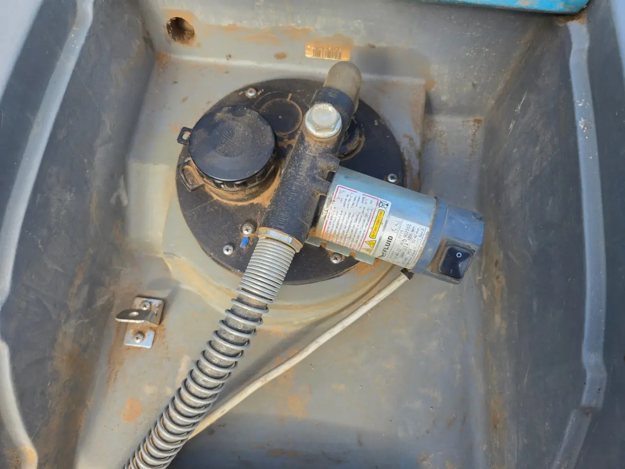 Used - Rapid Spray 600 Ltr Diesel Pod - photo 4