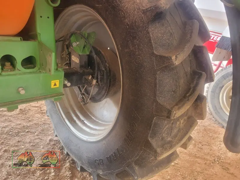 2011 Amazone UX4200 - photo 10