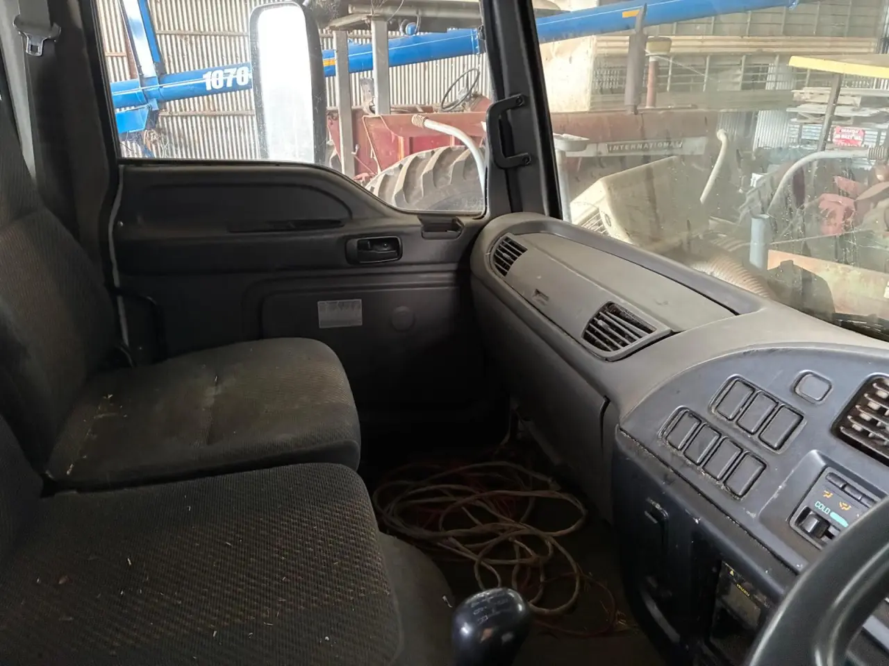 2006 Isuzu FTR-900 Long - photo 10