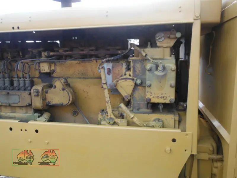 Cat 12 Road Grader (REDUCED) - photo 9