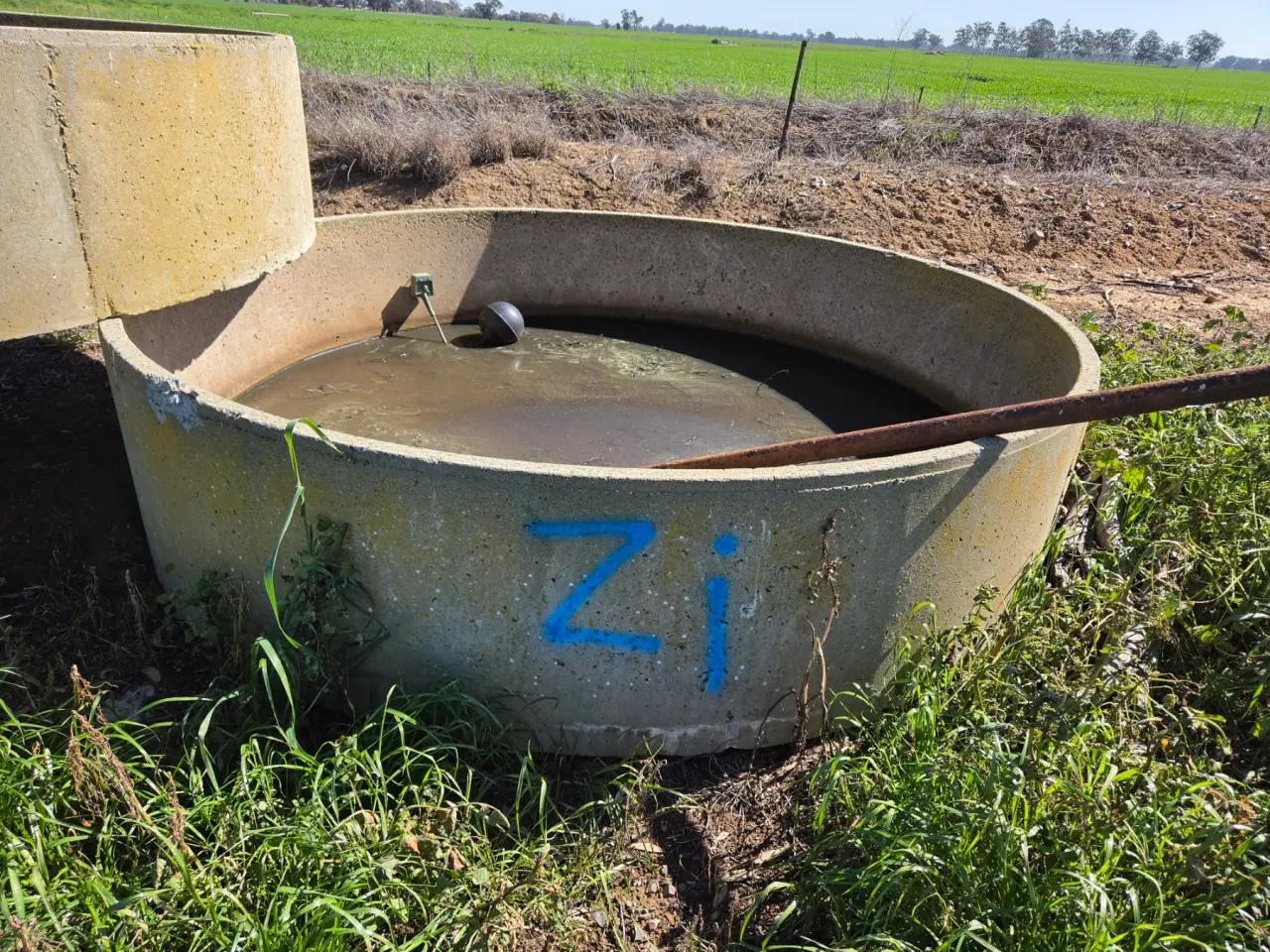 10ft Stock Trough with Ball Valve (Zi) - photo 1