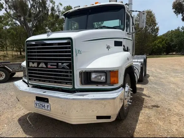 Used - 1995 CHR Mack E7-454 Econodyne Prime Mover (REDUCED PRICE) - photo 3