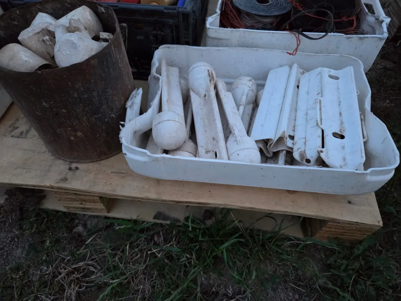 Used - Bucket & Tin of Insulated Steel Post Caps - photo 2