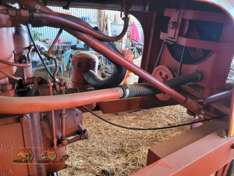 UNIQUE 3 Wheel Newman WD2 Diesel Tractor (Kyabram Vic) - photo 14