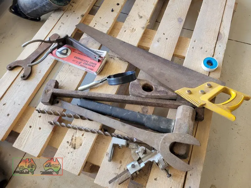 Assorted Tools & UHF Cable - photo 2