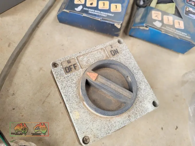 Outdoor 240v Switch (Kyabram Vic.) - photo 2