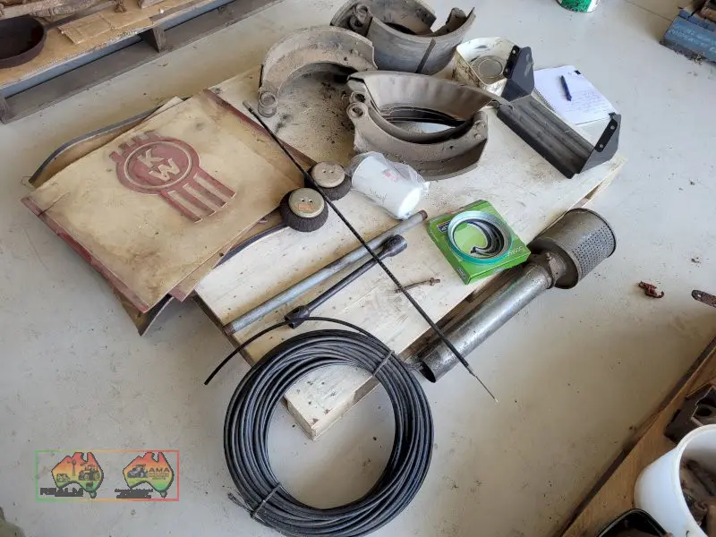 Assorted Truck Sundries - photo 3