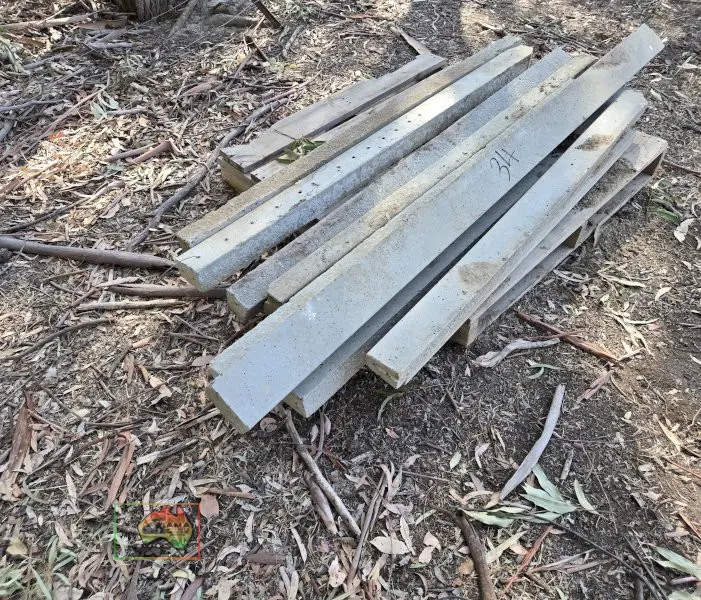 8x Concrete Fence Posts - photo 3