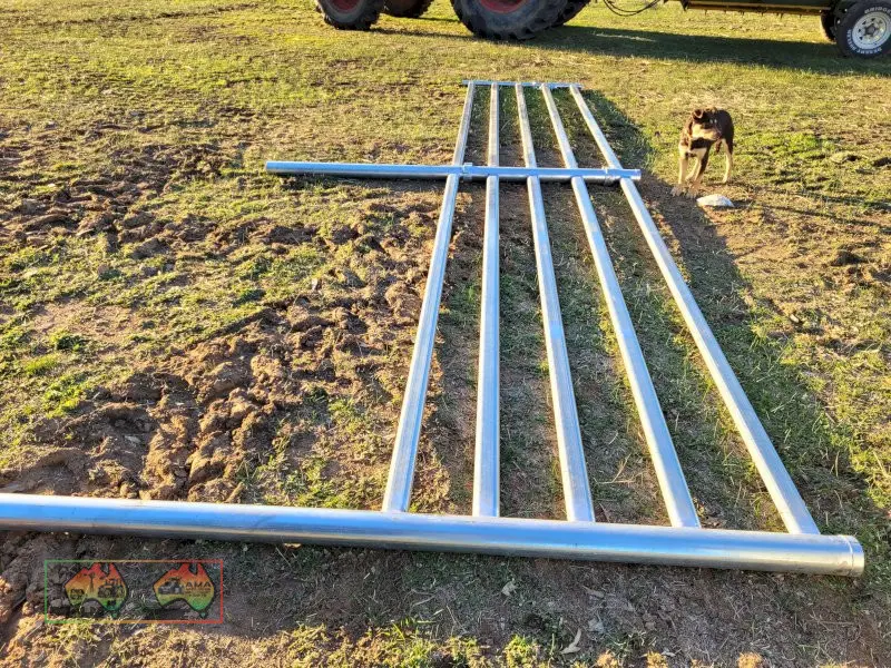 New Galv. Entrance Panel & Gate (Complete) - photo 3