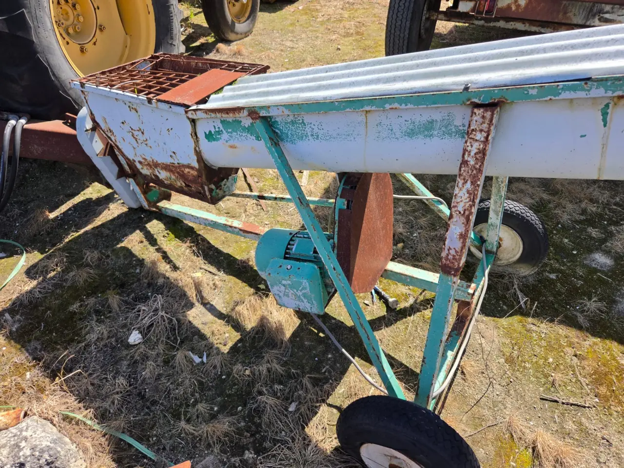 Seed Inoculant Mixing Auger - photo 3