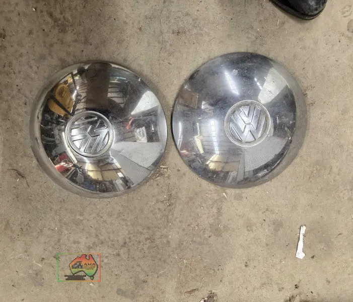 Pair of VW Hubcaps - photo 1