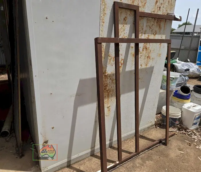 Horse Float Divider & Steel Frame - photo 2