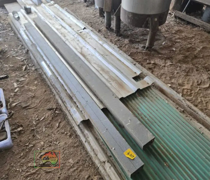 Assorted Roof Sheets, Guttering & Laser Light - photo 1