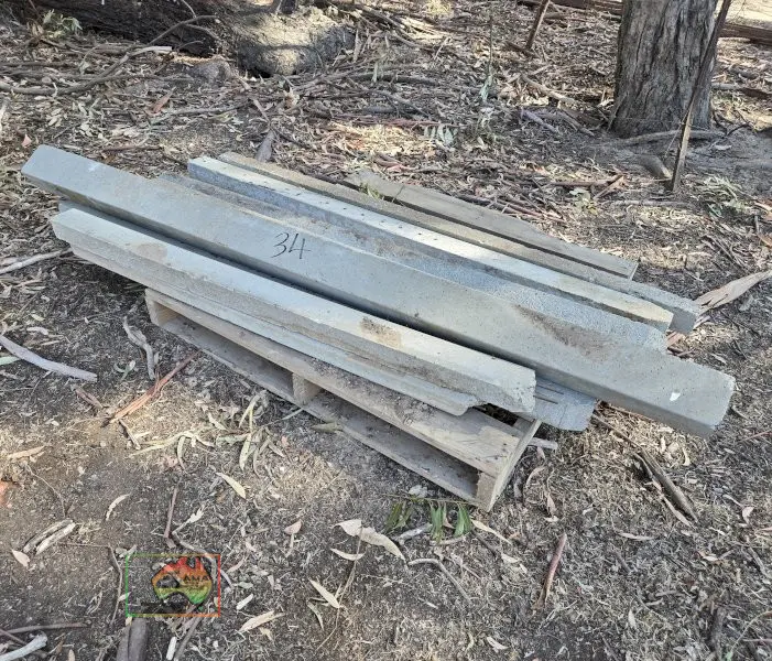 8x Concrete Fence Posts - photo 2