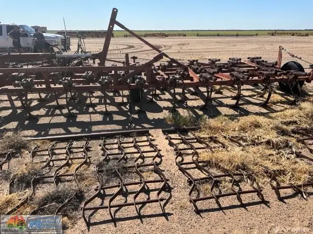 740 International - Folding Scarifier - 69 Tynes - photo 10