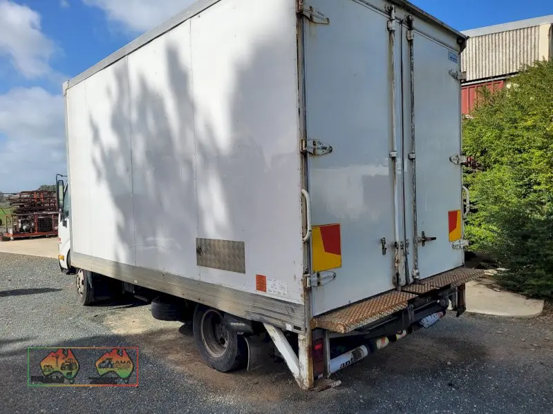 2008 Hino 300 Van Truck (Kyabram Vic) - photo 4
