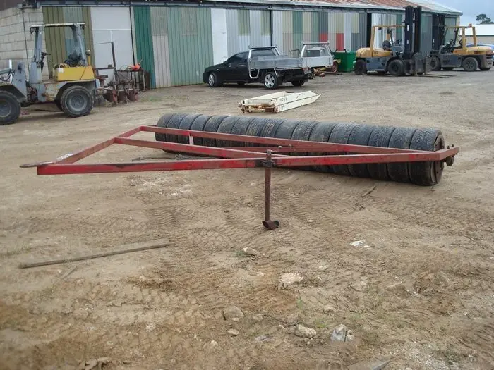 Rubber Tyre Roller - 4.4m wide - photo 2