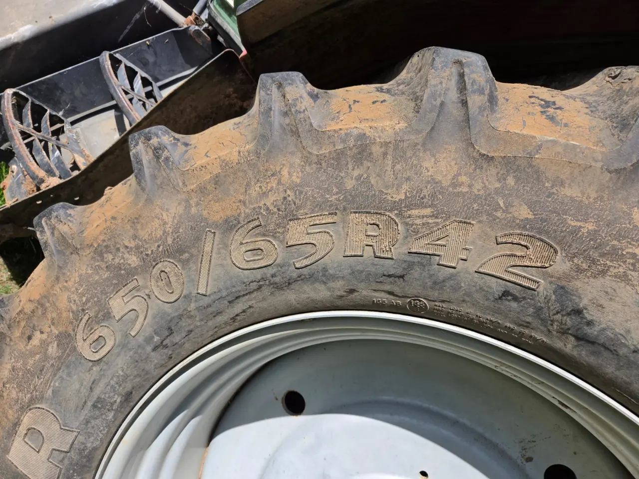 Used - 2009 McCormick XTX-185 Tractor - photo 8