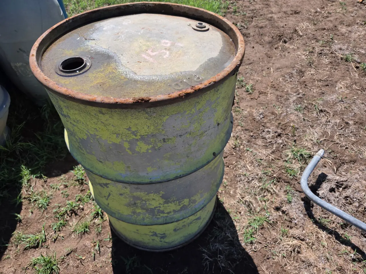 Used - Heavy Gauge Galv. 44gal Drum - photo 2