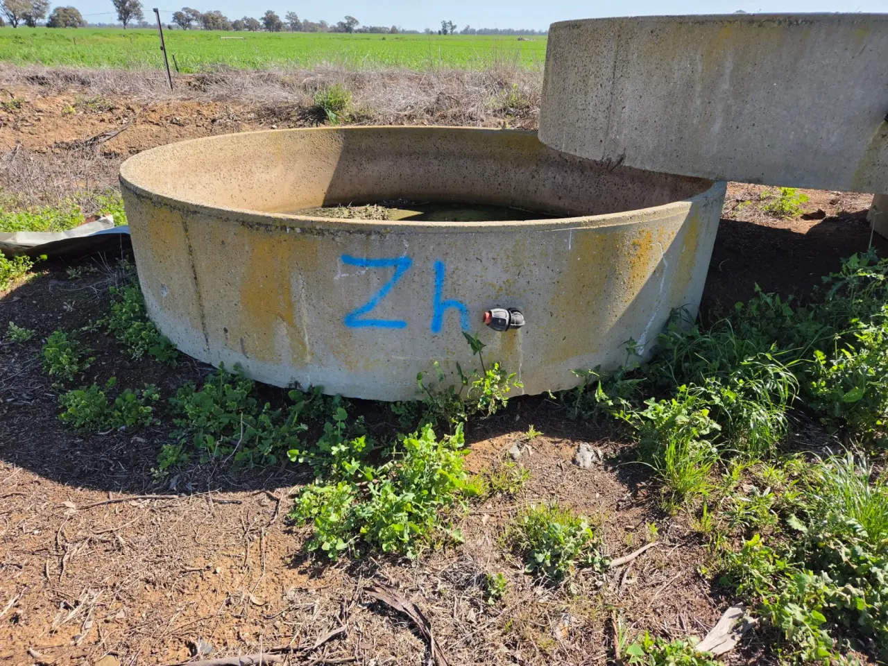 10ft Stock Trough with Ball Valve (Zh) - photo 1