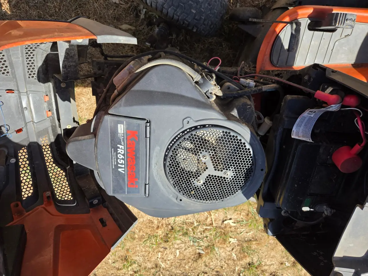 Used - Husqvarna TS-2420 Ride-on Mower - photo 6