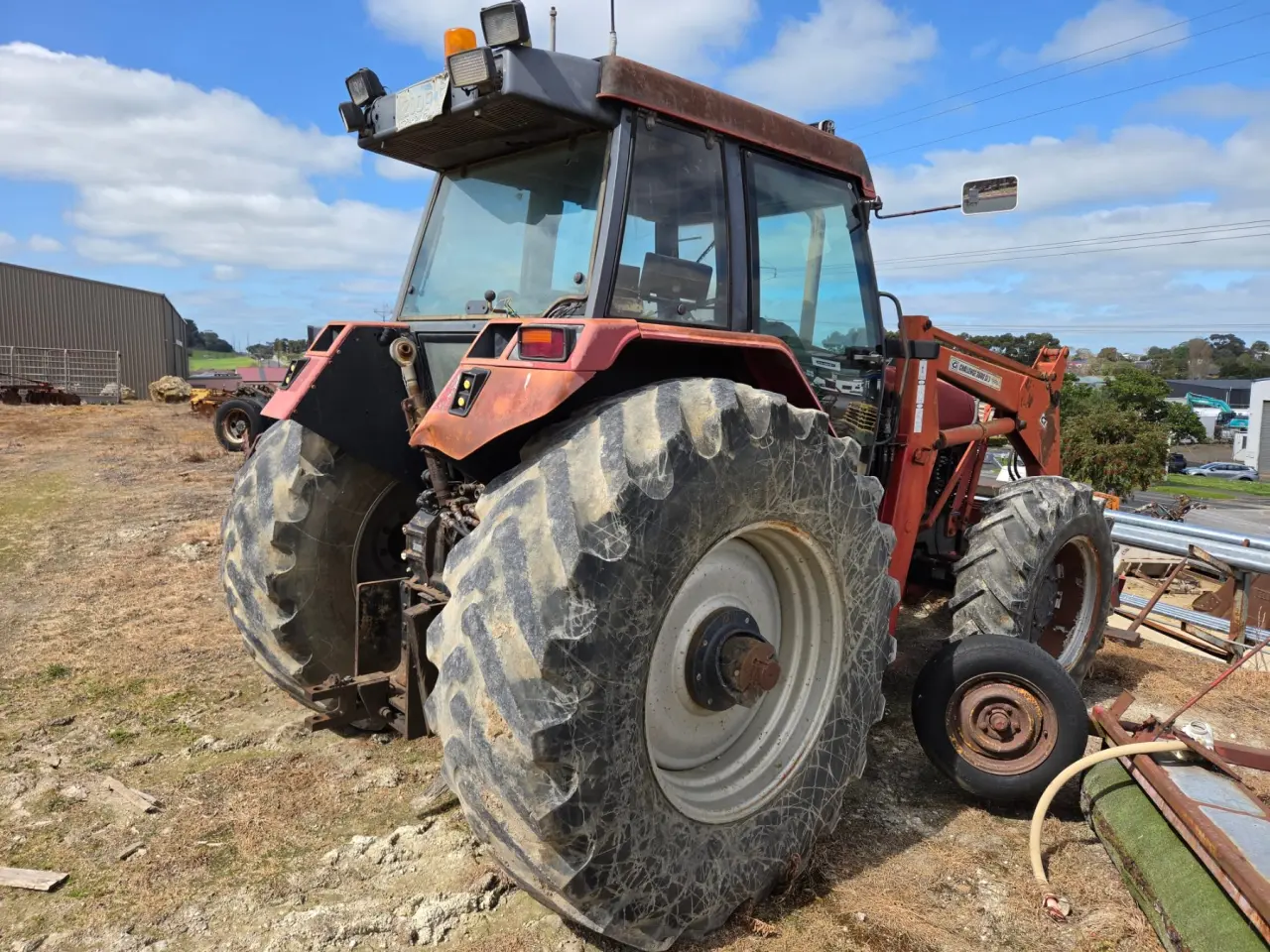 Case 5150 FEL Tractor - photo 2