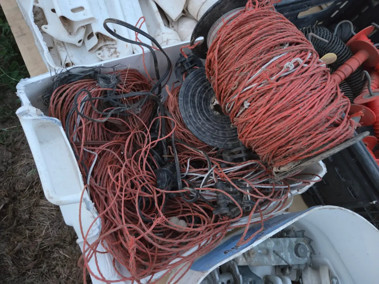 Used - Assorted Elec. Fence Hot Wire - photo 3