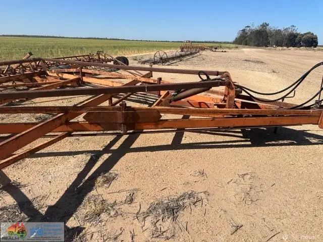 Triple Hitch 511 - Combines - photo 45