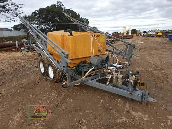 23m Trailing Boom Sprayer - photo 3