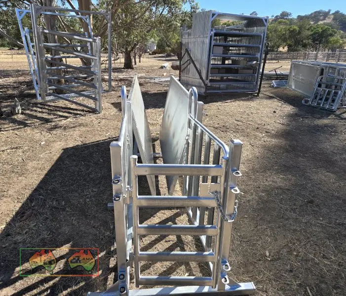 New H/duty 3 Way Sheep Draft Race - photo 4