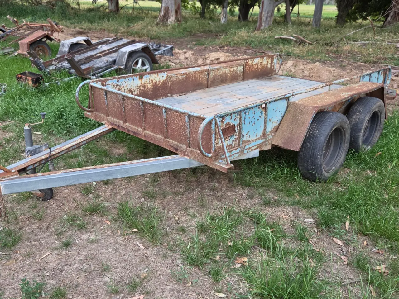 Used - Tandem Trailer
