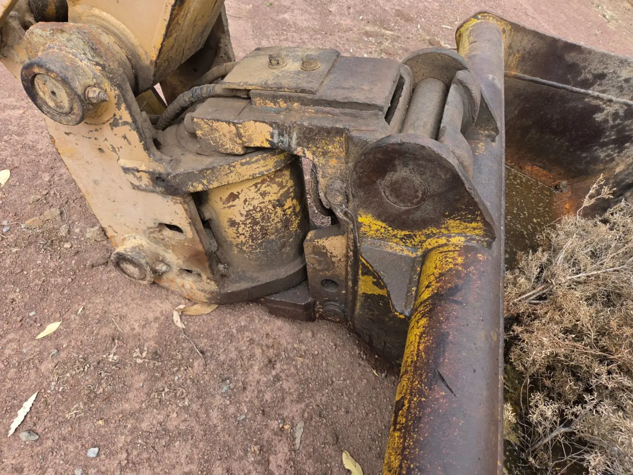Used - Cat 313b-SR Excavator - photo 7